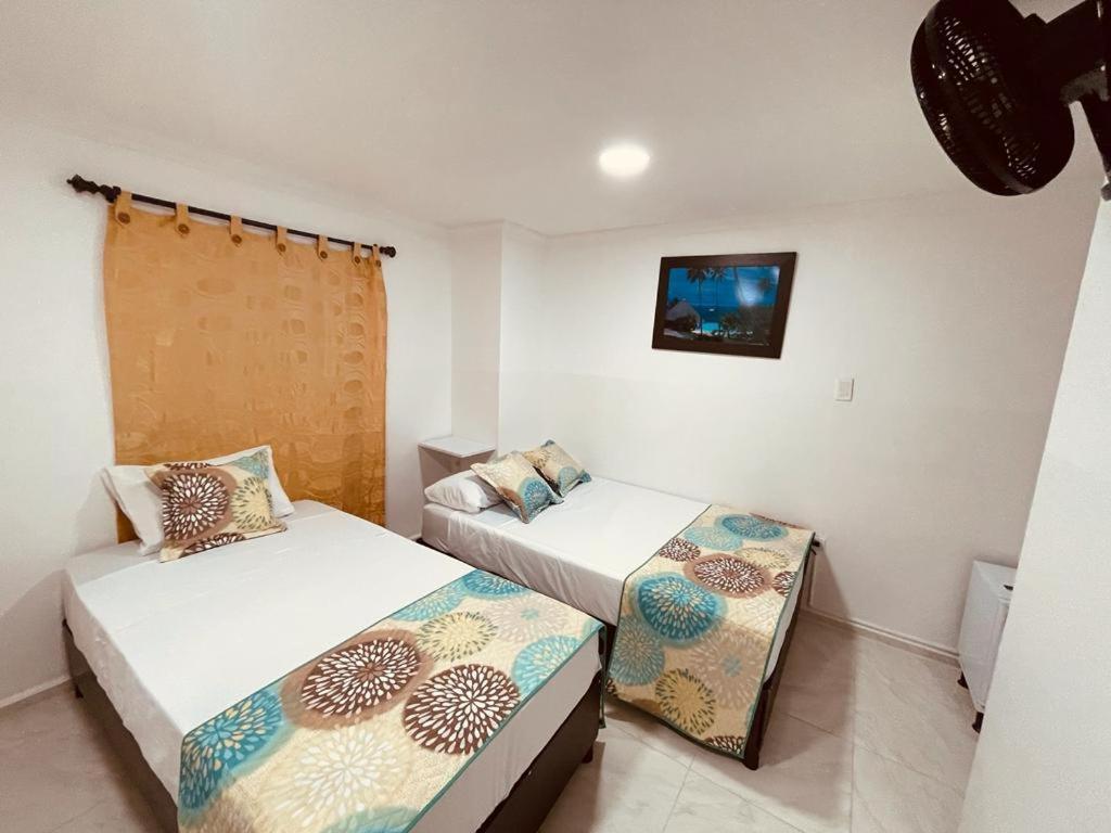 Hotel Eterna Primavera Меделин Екстериор снимка