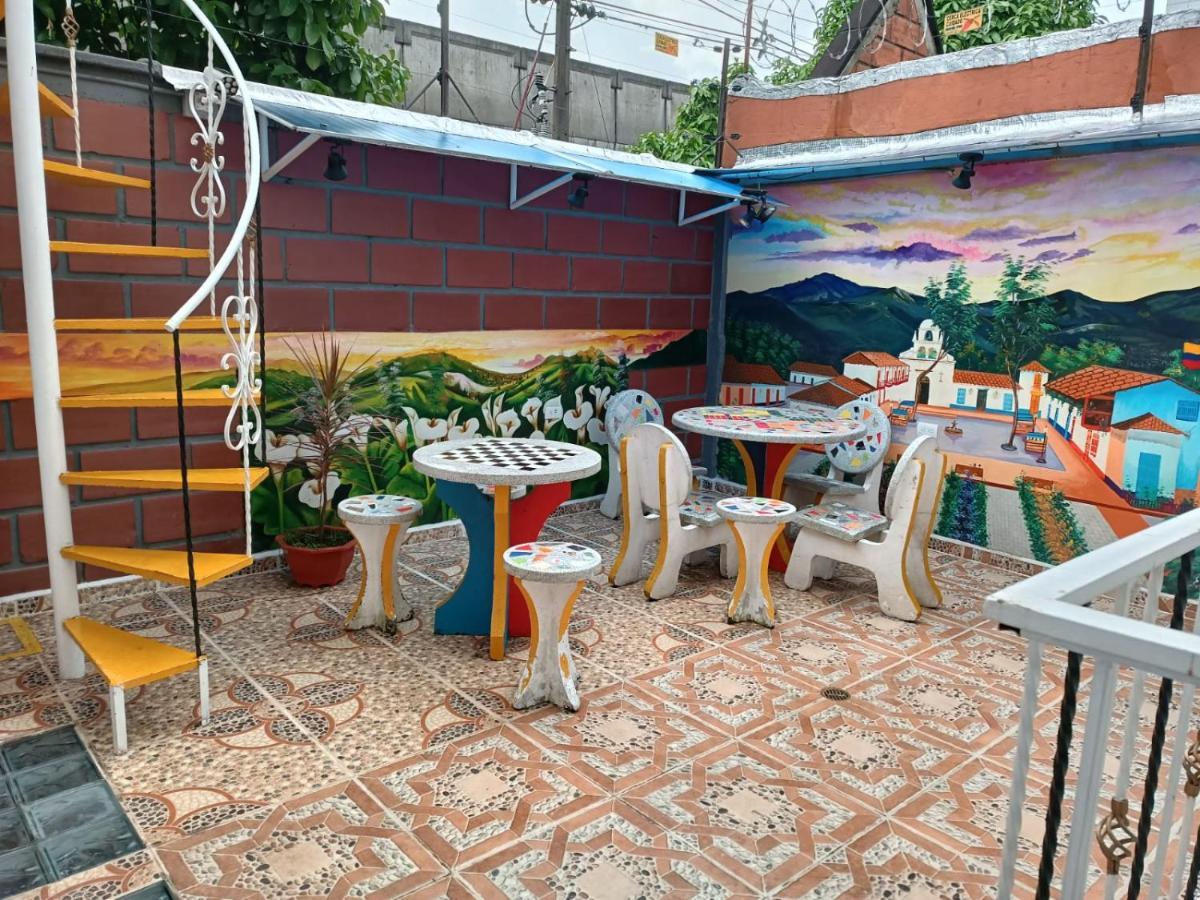 Hotel Eterna Primavera Меделин Екстериор снимка