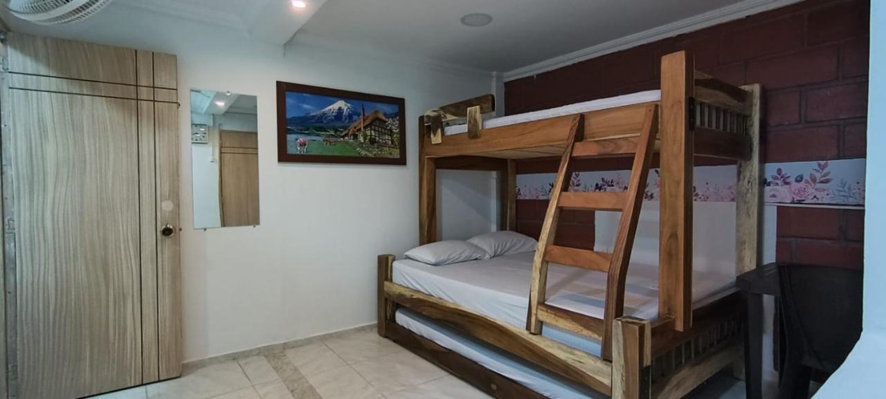 Hotel Eterna Primavera Меделин Екстериор снимка